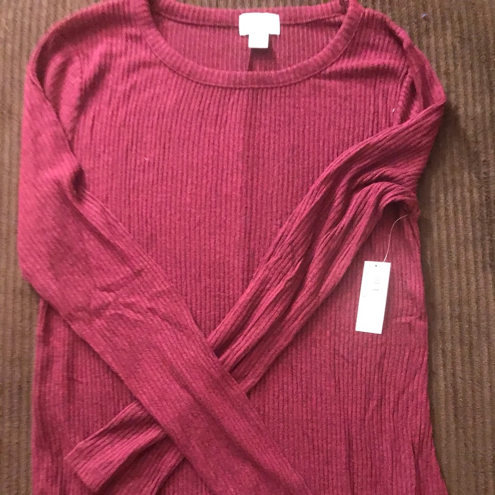 NWT Old Navy Long sleeve shirt - size medium